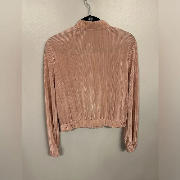 Zara pink plisse bomber jacket medium - Picture 3 of 3
